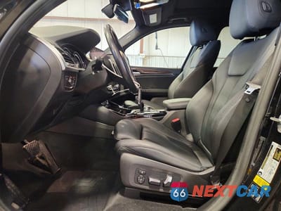 Zdjęcie 7 z 13 samochodu: 2019 BMW X3 XDRIVE30I VIN:5UXTR9C56KLE15311 - miniatura