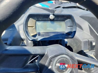 Zdjęcie 8 z 10 samochodu: 2022 CAN-AM MAVERICK X3 UTILITY VEHICLE VIN:3JBVGAY48NE001316 - miniatura