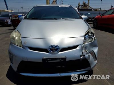 Piąte zdjęcie samochodu w środku: 2012 TOYOTA PRIUS TWO VIN:JTDKN3DU3C1595501 - miniatura
