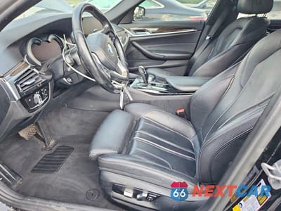 Zdjęcie 7 z 12 samochodu: 2018 BMW 530 I VIN:WBAJA5C54JWA37038 - miniatura