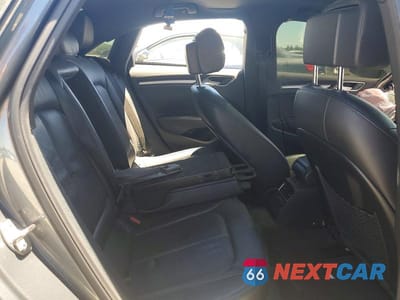 Zdjęcie 10 z 12 samochodu: 2016 AUDI A3 PREMIUM VIN:WAUA7GFF4G1070011 - miniatura