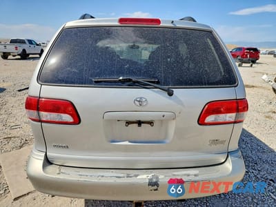Zdjęcie 6 z 13 samochodu: 2003 TOYOTA SIENNA LE VIN:4T3ZF13C53U533043 - miniatura