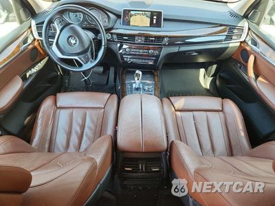 Zdjęcie 8 z 13 samochodu: 2015 BMW X5 XDRIVE50I VIN:5UXKR6C55F0J76820 - miniatura