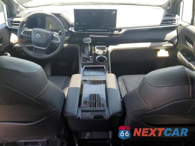 Zdjęcie 8 z 13 samochodu: 2026 TOYOTA SIENNA WOODLAND EDITION VIN:5TDCSKFC2TS259823 - miniatura