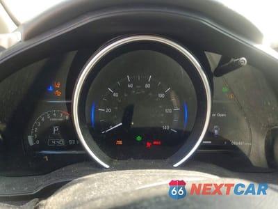 Zdjęcie 9 z 13 samochodu: 2020 HONDA FIT EX VIN:3HGGK5H88LM708340 - miniatura