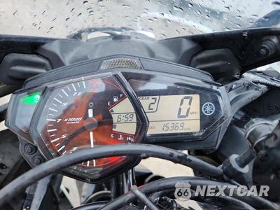 Zdjęcie 7 z 9 samochodu: 2015 YAMAHA YZFR3 VIN:MH3RH06Y1FK009138 - miniatura
