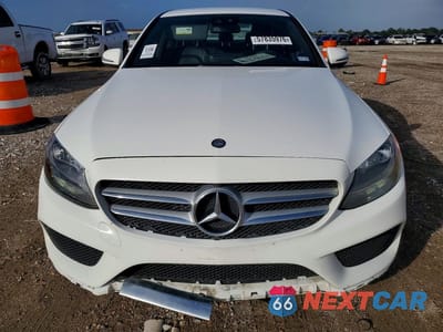 Piąte zdjęcie samochodu w środku: 2017 MERCEDES-BENZ C 300 VIN:55SWF4JB5HU194150 - miniatura