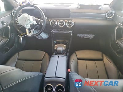 Zdjęcie 8 z 12 samochodu: 2021 MERCEDES-BENZ CLA 250 VIN:W1K5J4GB6MN157693 - miniatura