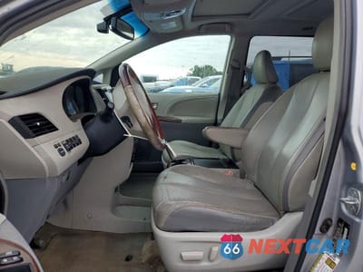 Zdjęcie 7 z 13 samochodu: 2013 TOYOTA SIENNA LIMITED 7-PASSENGER VIN:5TDYK3DC6DS327007 - miniatura