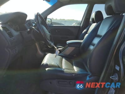 Zdjęcie 7 z 13 samochodu: 2006 HONDA PILOT EX VIN:2HKYF18726H558954 - miniatura