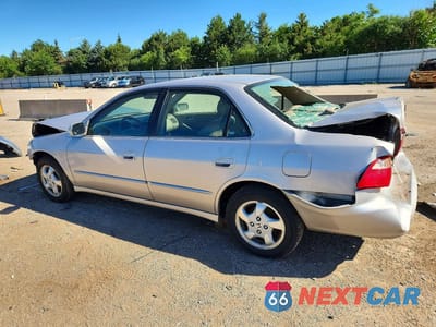 Drugie zdjęcie samochodu z przodu: 1998 HONDA ACCORD EX VIN:1HGCG5651WA143441 - miniatura