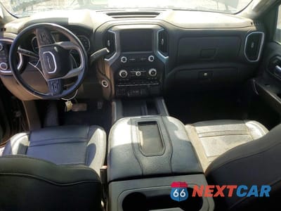 Zdjęcie 8 z 12 samochodu: 2022 GMC SIERRA K2500 DENALI VIN:1GT49REY2NF124723 - miniatura