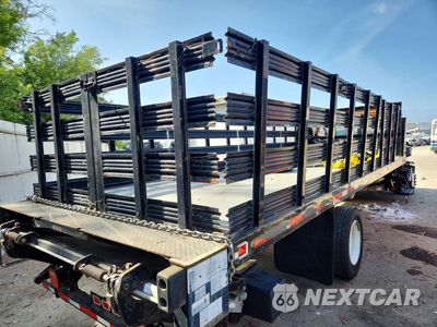 Trzecie zdjęcie samochodu z tyłu: 2017 FORD F650 DIESEL KICK-UP FRAME VIN:1FDNF6EC2HDB11465 - miniatura