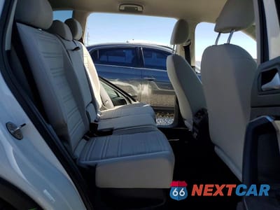 Zdjęcie 11 z 14 samochodu: 2024 VOLKSWAGEN TIGUAN SE R-LINE BLACK VIN:3VVFB7AX1RM181680 - miniatura