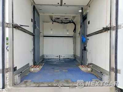 Zdjęcie 10 z 12 samochodu: 2020 FORD TRANSIT DELIVERY TRUCK VIN:1FDBW5Z84LKA71137 - miniatura