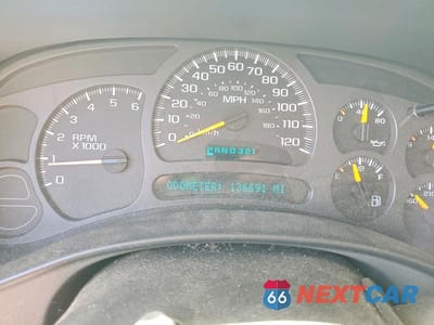 Zdjęcie 9 z 13 samochodu: 2003 GMC NEW SIERRA C1500 VIN:2GTEC19V631305996 - miniatura