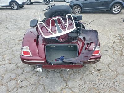Czwarte zdjęcie samochodu z boku: 2007 HONDA GL1800 VIN:1HFSC47F57A608687 - miniatura