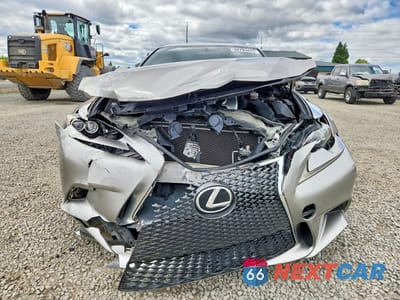 Piąte zdjęcie samochodu w środku: 2015 LEXUS IS 350 VIN:JTHBE1D25F5020346 - miniatura