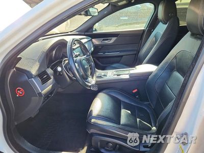Zdjęcie 7 z 12 samochodu: 2016 JAGUAR XF R - SPORT VIN:SAJBF4BV5GCY16283 - miniatura