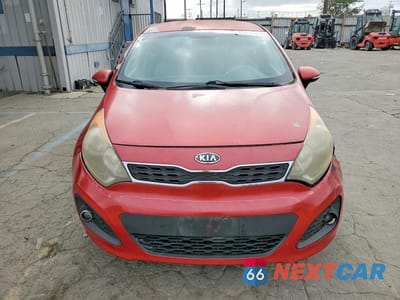 Piąte zdjęcie samochodu w środku: 2012 KIA RIO 5-DOOR EX VIN:KNADN5A32C6039812 - miniatura