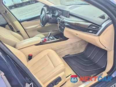 Piąte zdjęcie samochodu w środku: 2014 BMW X5 XDRIVE35D VIN:5UXKS4C5XE0J94155 - miniatura
