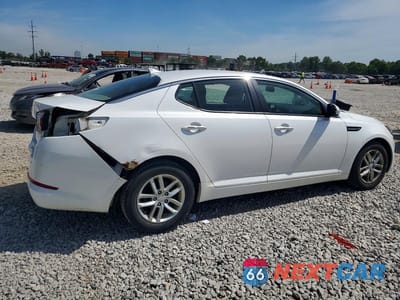 Trzecie zdjęcie samochodu z tyłu: 2013 KIA OPTIMA VIN:KNAGM4A70D5392229 - miniatura