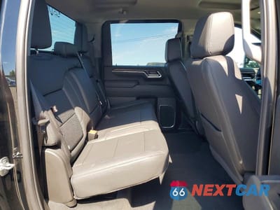 Zdjęcie 10 z 13 samochodu: 2025 GMC SIERRA K2500 SLT VIN:1GT4UNEY1SF333311 - miniatura