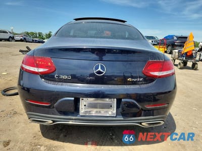 Zdjęcie 6 z 12 samochodu: 2017 MERCEDES-BENZ C 300 4MATIC VIN:WDDWJ4KB8HF526663 - miniatura