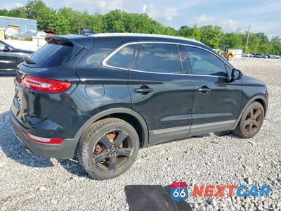 Trzecie zdjęcie samochodu z tyłu: 2017 LINCOLN MKC PREMIERE VIN:5LMCJ1D97HUL50683 - miniatura