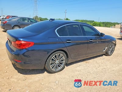 Trzecie zdjęcie samochodu z tyłu: 2018 BMW 530 XI VIN:WBAJA7C54JWA72108 - miniatura