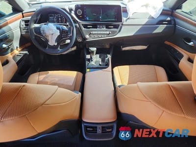Zdjęcie 8 z 12 samochodu: 2025 LEXUS ES 350 F SPORT DESIGN VIN:58ADZ1B19SU216464 - miniatura