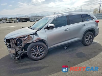2019 TOYOTA HIGHLANDER XLE 5TDKZRFH4KS365202 - główne zdjęcie licytacji z USA - miniatura