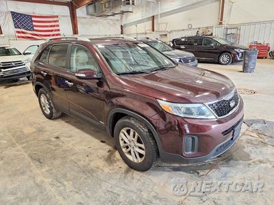 Czwarte zdjęcie samochodu z boku: 2015 KIA SORENTO LX VIN:5XYKTDA79FG605544 - miniatura