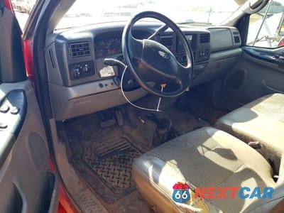 Zdjęcie 8 z 12 samochodu: 2005 FORD F650 SUPER DUTY VIN:3FRNF65F35V202482 - miniatura