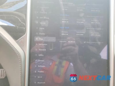 Zdjęcie 9 z 13 samochodu: 2018 TESLA MODEL S VIN:5YJSA1E24JF281793 - miniatura
