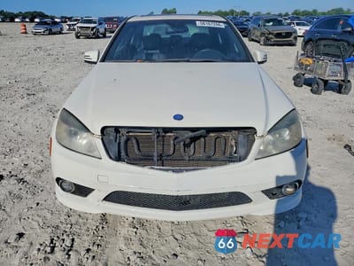 Piąte zdjęcie samochodu w środku: 2010 MERCEDES-BENZ C 300 VIN:WDDGF5EB0AR107444 - miniatura