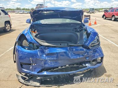 Piąte zdjęcie samochodu w środku: 2023 TESLA MODEL Y VIN:7SAYGAEE3PF756851 - miniatura