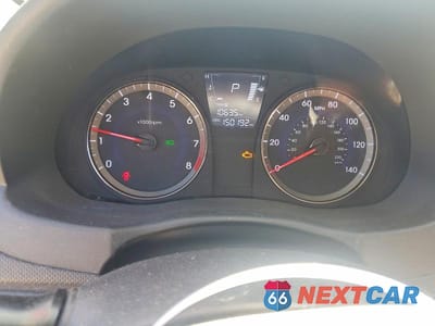 Zdjęcie 9 z 12 samochodu: 2014 HYUNDAI ACCENT GLS VIN:KMHCT4AE1EU613777 - miniatura