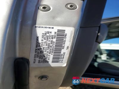 Zdjęcie 12 z 12 samochodu: 2001 TOYOTA CAMRY LE VIN:4T1BG22K01U770767 - miniatura