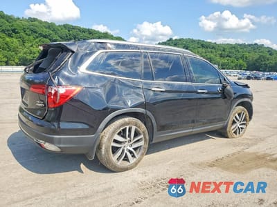 Trzecie zdjęcie samochodu z tyłu: 2017 HONDA PILOT ELITE VIN:5FNYF6H05HB062533 - miniatura