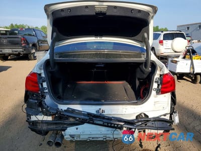 Zdjęcie 6 z 12 samochodu: 2018 BMW 330 XI VIN:WBA8D9C53JA614925 - miniatura