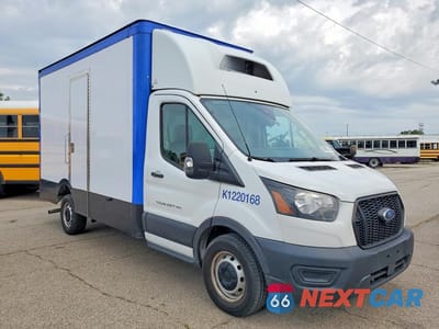 Czwarte zdjęcie samochodu z boku: 2022 FORD TRANSIT DELIVERY TRUCK VIN:1FDBW5Z81NKA39667 - miniatura