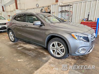 Czwarte zdjęcie samochodu z boku: 2019 MERCEDES-BENZ GLA 250 4MATIC VIN:WDCTG4GB3KJ618945 - miniatura
