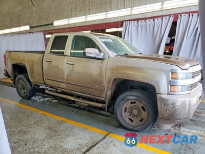 Czwarte zdjęcie samochodu z boku: 2015 CHEVROLET SILVERADO K2500 HEAVY DUTY LT VIN:1GC2KVEG0FZ515249 - miniatura