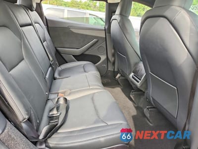 Zdjęcie 10 z 13 samochodu: 2026 TESLA MODEL Y VIN:7SAYGAEE1TF617781 - miniatura
