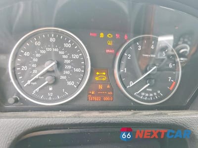 Zdjęcie 9 z 13 samochodu: 2013 BMW X5 XDRIVE35I VIN:5UXZV4C54D0B17479 - miniatura