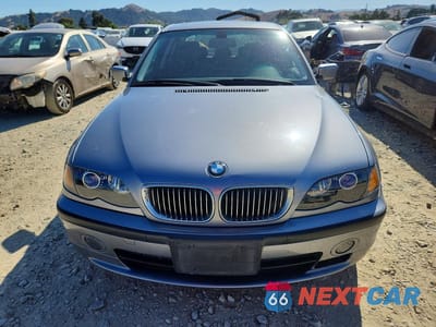 Piąte zdjęcie samochodu w środku: 2004 BMW 330 I VIN:WBAEV53404KM38141 - miniatura