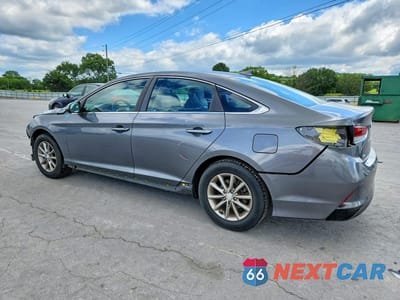 Drugie zdjęcie samochodu z przodu: 2018 HYUNDAI SONATA SE VIN:5NPE24AF9JH652825 - miniatura