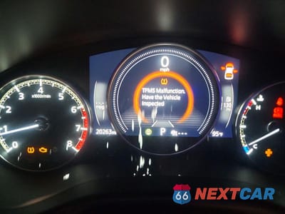 Zdjęcie 9 z 12 samochodu: 2024 MAZDA 3 CARBON TURBO VIN:JM1BPBYY5R1721223 - miniatura