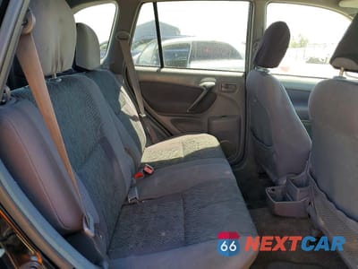 Zdjęcie 11 z 13 samochodu: 2001 TOYOTA RAV4 BASE VIN:JTEHH20V510054085 - miniatura